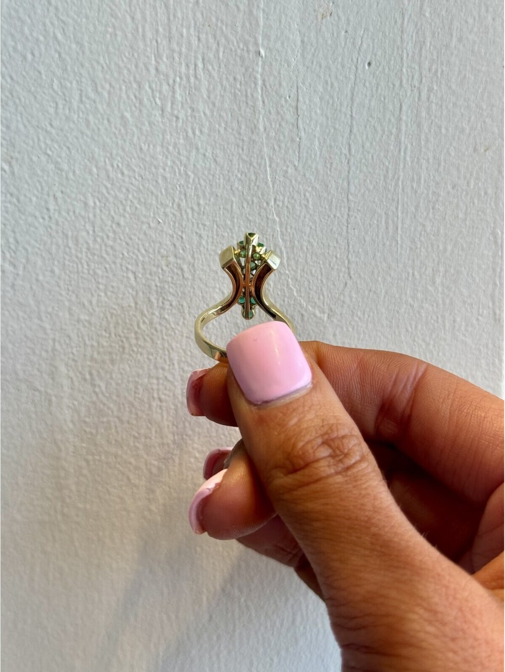 14K YELLOW GOLD RING - Picture 4 of 9